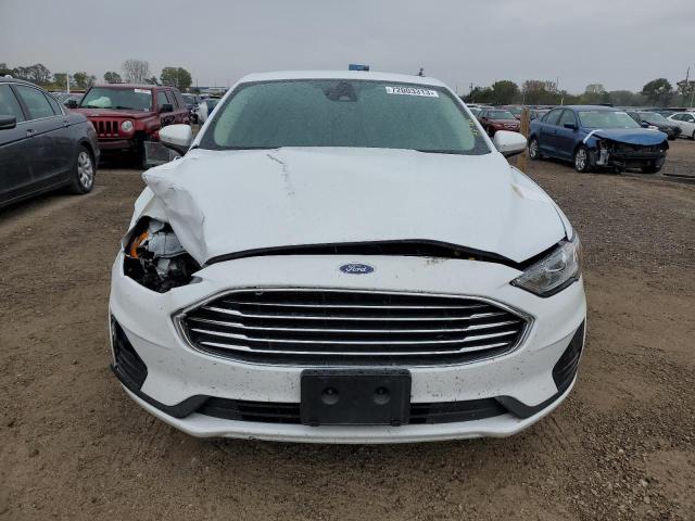 3FA6P0HDXLR105717 - 2020 FORD FUSION SE WHITE photo 5