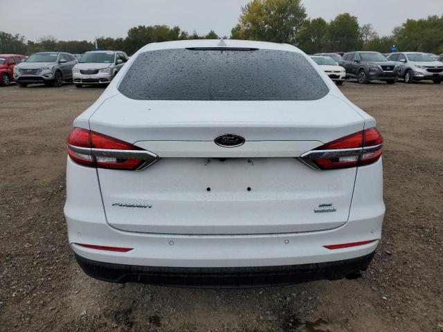 3FA6P0HDXLR105717 - 2020 FORD FUSION SE WHITE photo 6