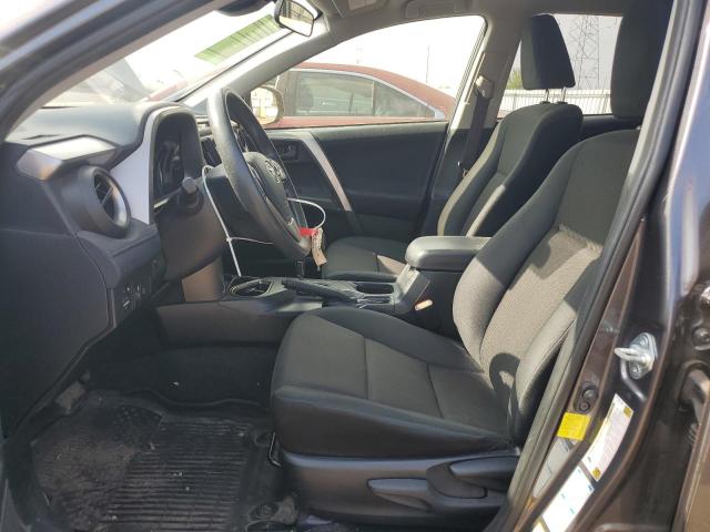 JTMBFREV0JJ203014 - 2018 TOYOTA RAV4 LE 灰色 照片 7