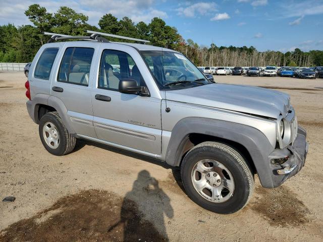 1J4GL48K32W113888 - 2002 JEEP LIBERTY SPORT SILVER photo 4