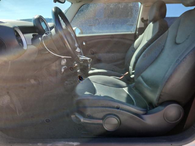 WMWMF3C55ATZ61294 - 2010 MINI COOPER WHITE photo 7