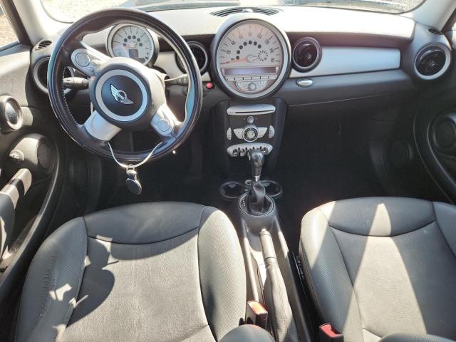 WMWMF3C55ATZ61294 - 2010 MINI COOPER WHITE photo 8