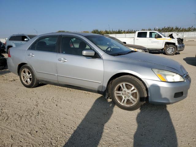 1HGCM563X6A801488 - 2006 HONDA ACCORD SE SILVER photo 4