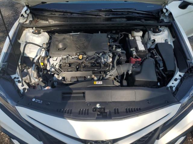 4T1G11AK5RU213089 - 2024 TOYOTA CAMRY SE NIGHT SHADE WHITE photo 11