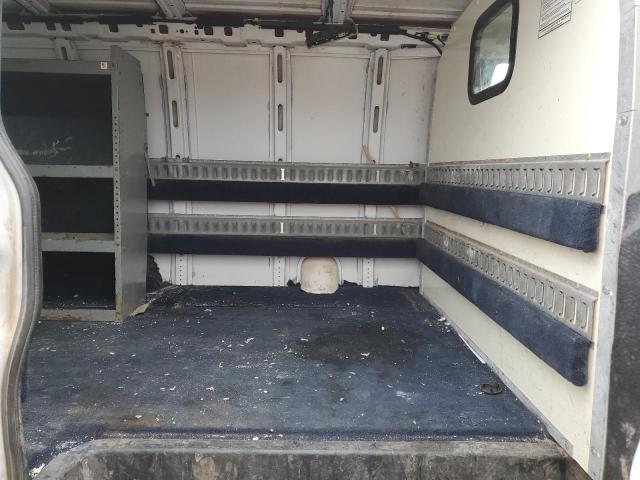 1GCWGAFP2J1178178 - 2018 CHEV EXPRESS G2500 თეთრი ფოტო 11