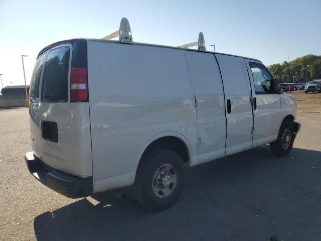 1GCWGAFP2J1178178 - 2018 CHEV EXPRESS G2500 თეთრი ფოტო 3