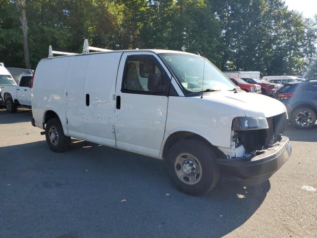 1GCWGAFP2J1178178 - 2018 CHEV EXPRESS G2500 თეთრი ფოტო 4