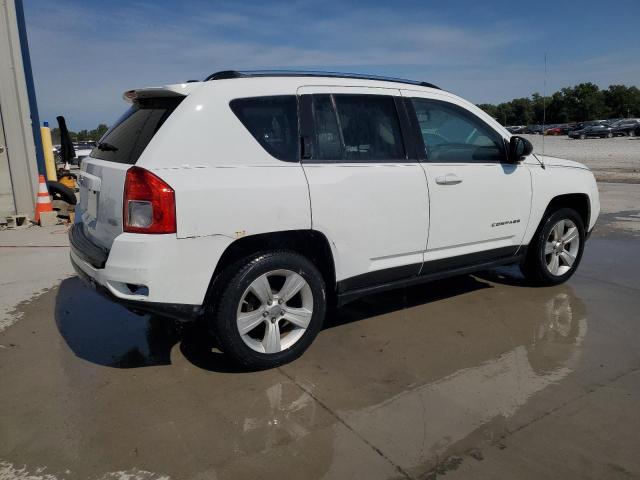 1J4NF1FB1BD223219 - 2011 JEEP COMPASS SPORT Weiß Foto 3