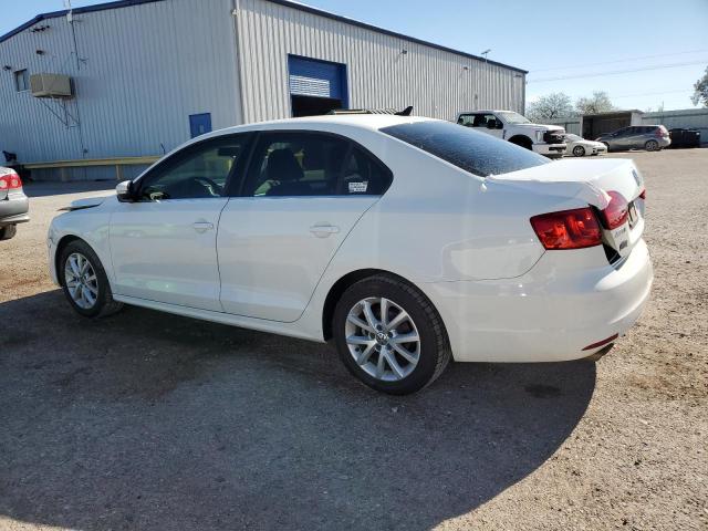 3VWDP7AJ0DM212913 - 2013 VOLKSWAGEN JETTA SE WHITE photo 2