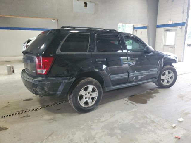 1J4GS48K35C720558 - 2005 JEEP GRAND CHEROKEE LAREDO 黑色 照片 3