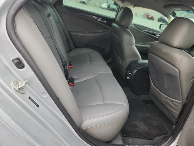 5NPEC4AB0DH591881 - 2013 HYUNDAI SONATA SE SILVER photo 10