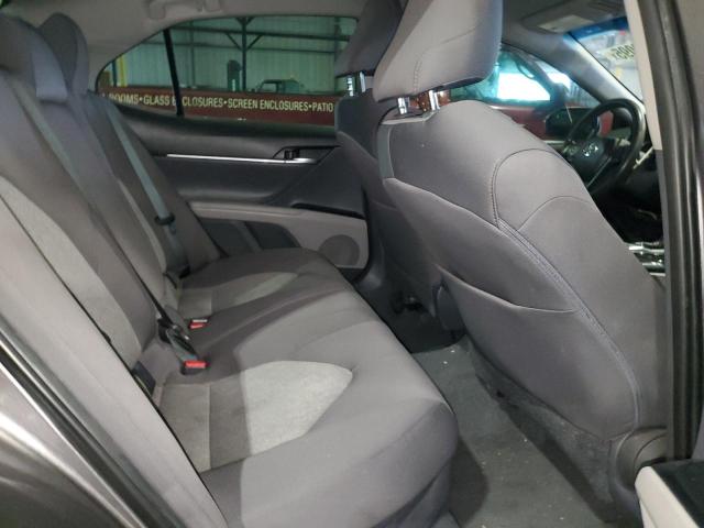 4T1B31HK1JU004415 - 2018 TOYOTA CAMRY LE ნაცრისფერი ფოტო 10