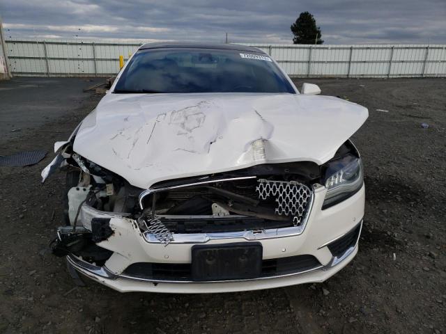 3LN6L5F90HR600349 - 2017 LINCOLN MKZ RESERVE WHITE photo 5