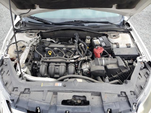 3FAHP0HA2AR357036 - 2010 FORD FUSION SE WHITE photo 11