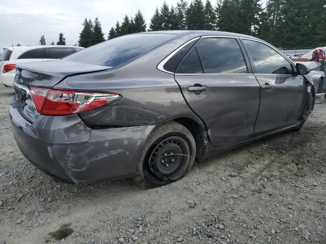 4T1BF1FK3HU311735 - 2017 TOYOTA CAMRY LE GRAY photo 3