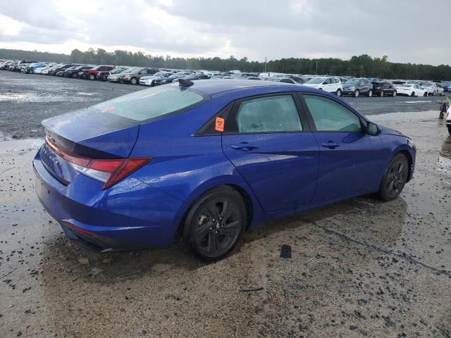 KMHLM4AG5MU162298 - 2021 HYUNDAI ELANTRA SEL BLUE photo 3