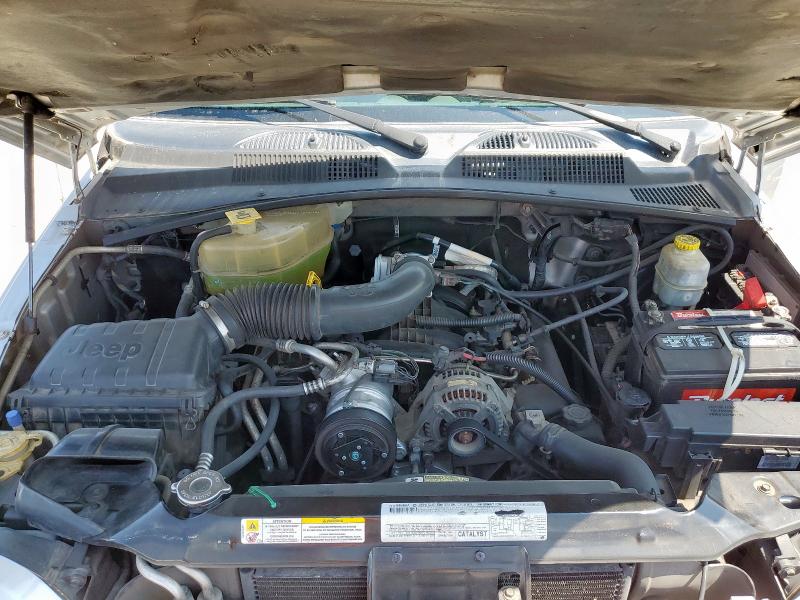 1J4GL48K67W641643 - 2007 JEEP LIBERTY SPORT 银色 照片 12