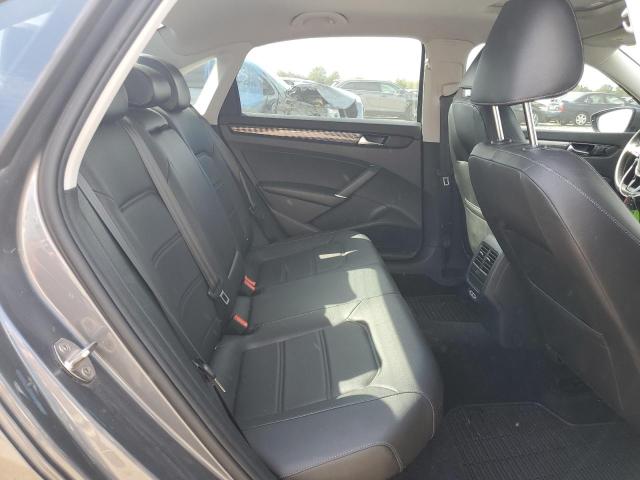 1VWMA7A36LC024254 - 2020 VOLKSWAGEN PASSAT R-LINE Grau Foto 10