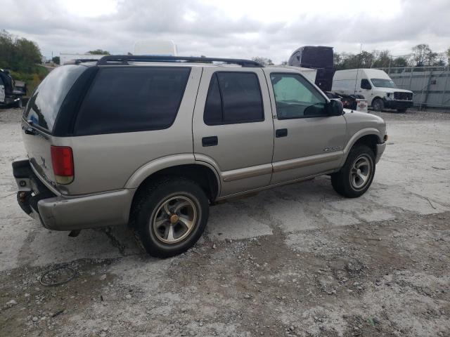 1GNCS13XX3K152289 - 2003 CHEVROLET BLAZER TAN photo 3