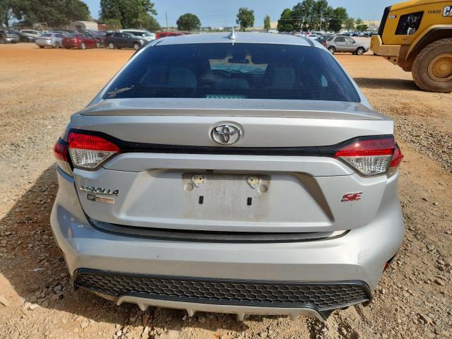 5YFS4MCE7MP092912 - 2021 TOYOTA COROLLA SE Gris foto 6