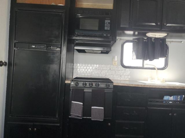 5SFEB2624BE218997 - 2011 HEARTLAND NORTH TRAI 白色 照片 6