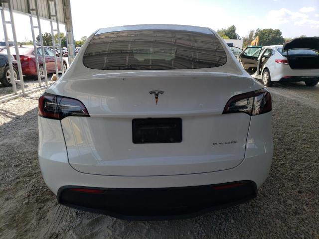 7SAYGAEE1PF715604 - 2023 TESLA MODEL Y WHITE photo 6
