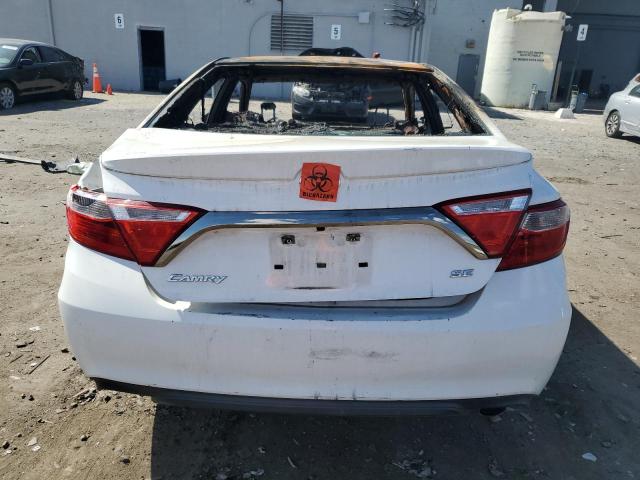 4T1BF1FK5HU444822 - 2017 TOYOTA CAMRY LE WHITE photo 6