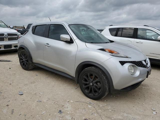 JN8AF5MR3GT604390 - 2016 NISSAN JUKE S SILVER photo 4