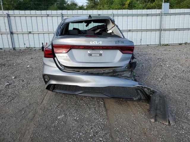 3KPF34AD9PE594289 - 2023 KIA FORTE EX SILVER photo 6