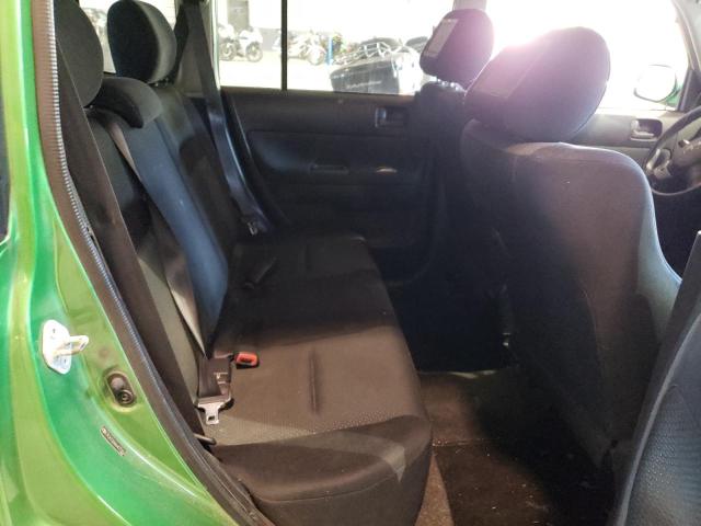 JTLKT324464072200 - 2006 TOYOTA SCION XB GREEN photo 10