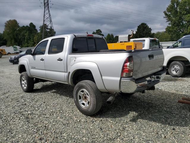 3TMLU4EN8CM084955 - 2012 TOYOTA TACOMA DOUBLE CAB ვერცხლისფერი ფოტო 2