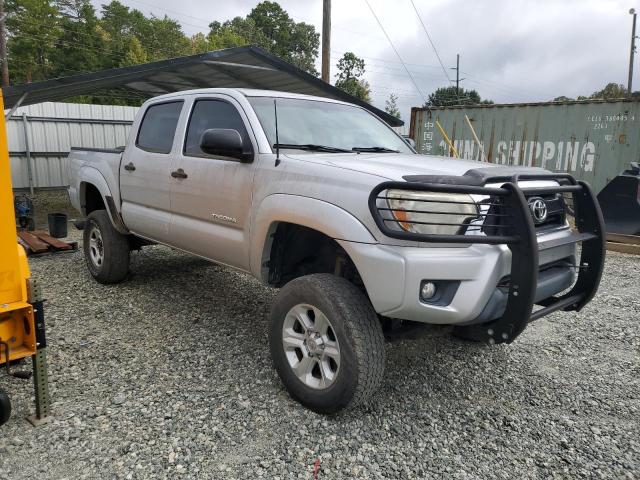 3TMLU4EN8CM084955 - 2012 TOYOTA TACOMA DOUBLE CAB ვერცხლისფერი ფოტო 4