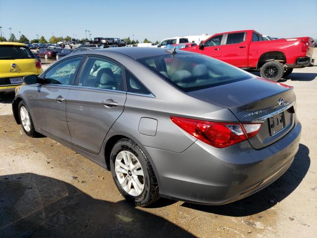 5NPEB4AC1DH665367 - 2013 HYUNDAI SONATA GLS GRAY photo 2