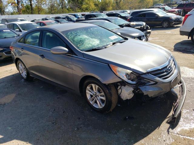 5NPEB4AC1DH665367 - 2013 HYUNDAI SONATA GLS GRAY photo 4