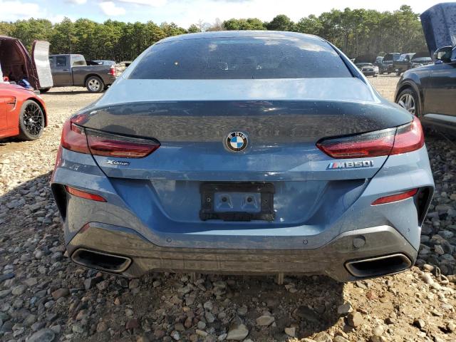 WBAGV8C02NCJ95869 - 2022 BMW M850XI BLUE photo 6