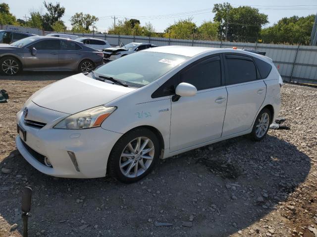 2013 TOYOTA PRIUS V, 