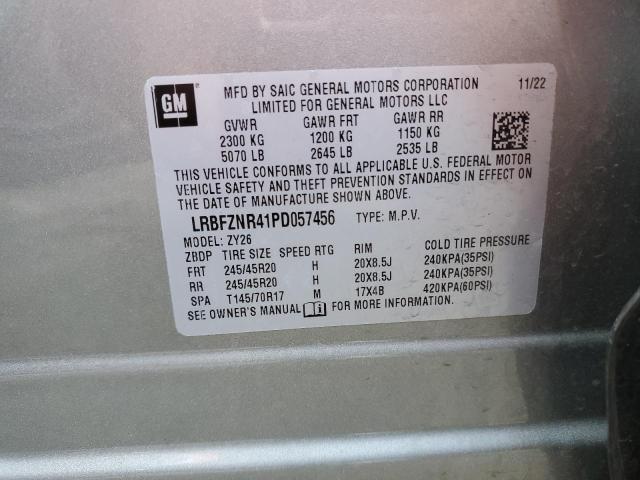 LRBFZNR41PD057456 - 2023 BUICK ENVISION ESSENCE GRAY photo 13