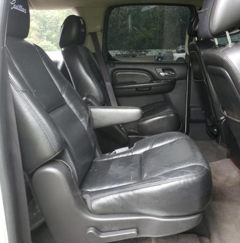 1GYS4HEF3BR190085 - 2011 CADILLAC ESCALADE ESV LUXURY Weiß Foto 11