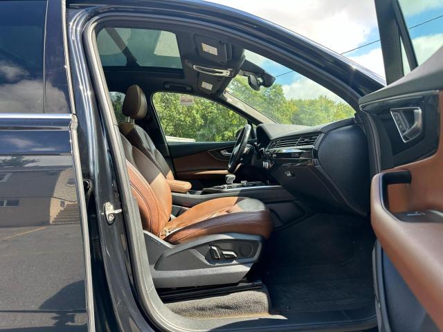 WA1LHAF71HD044555 - 2017 AUDI Q7 PREMIUM PLUS შავი ფოტო 5
