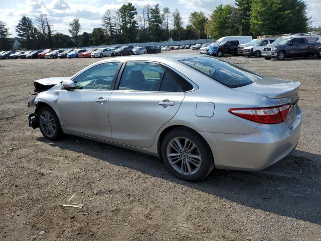 4T1BF1FK2FU098127 - 2015 TOYOTA CAMRY LE SILVER photo 2