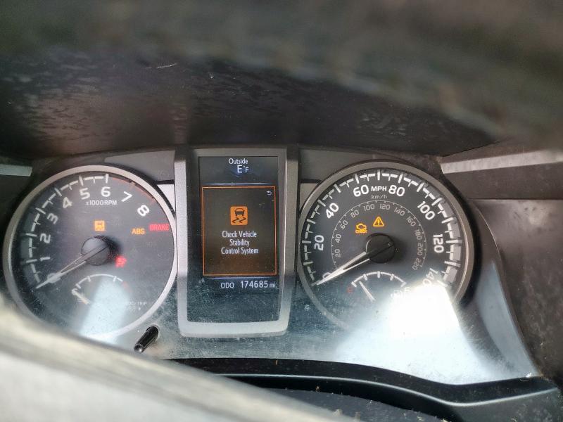 3TMCZ5ANXHM090020 - 2017 TOYOTA TACOMA DOUBLE CAB GRAY photo 18