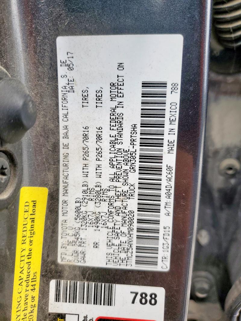 3TMCZ5ANXHM090020 - 2017 TOYOTA TACOMA DOUBLE CAB GRAY photo 23