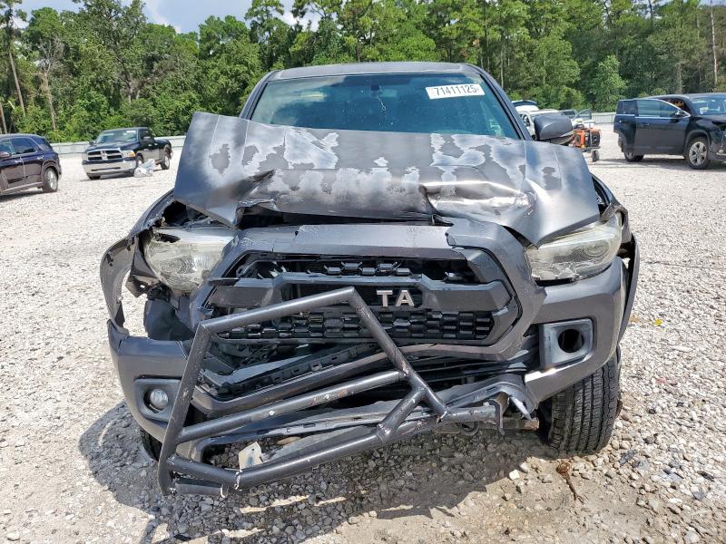 3TMCZ5ANXHM090020 - 2017 TOYOTA TACOMA DOUBLE CAB GRAY photo 9