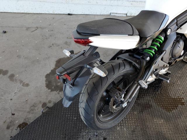 JKAEXEE12FDA18210 - 2015 KAWASAKI EX650 E WHITE photo 6