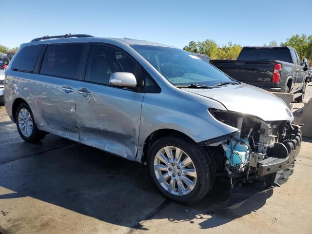 5TDDK3DC7ES075333 - 2014 TOYOTA SIENNA XLE SILVER photo 4