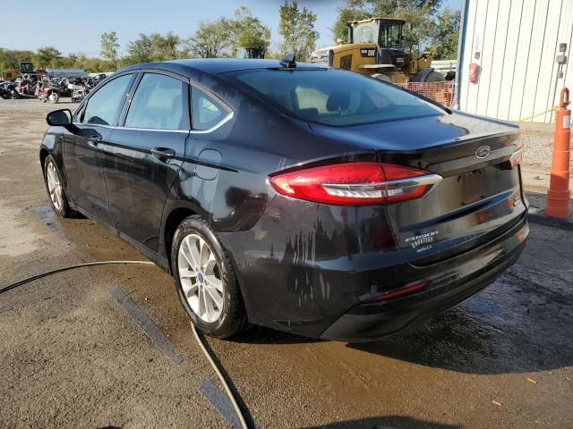 3FA6P0HD3LR257418 - 2020 FORD FUSION SE BLACK photo 2