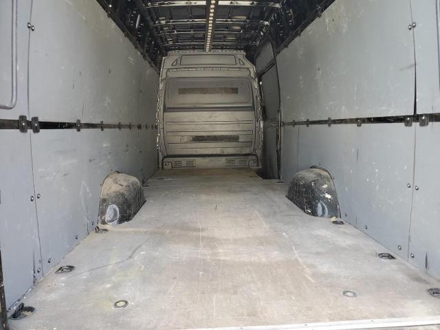 WD3PE8DC0F5992584 - 2015 MERCEDES-BENZ SPRINTER 2500 BLACK photo 10