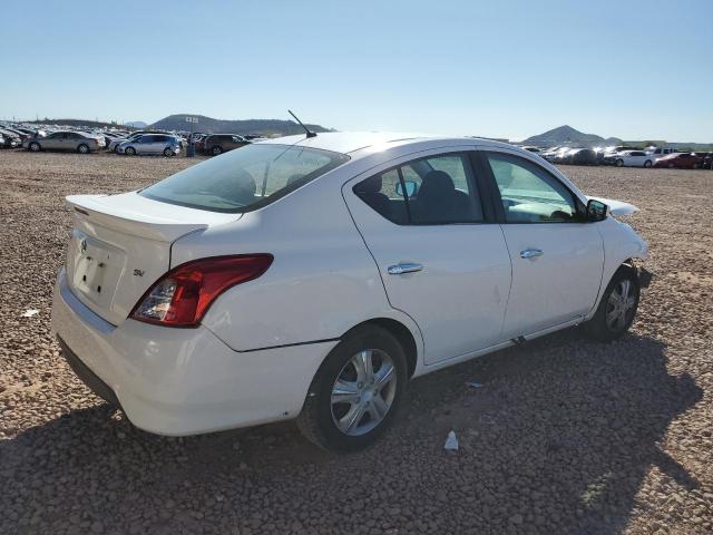 3N1CN7AP3KL864830 - 2019 NISSAN VERSA S 白色 照片 3