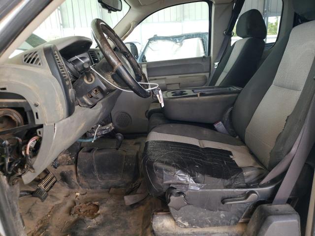 1GCHK29K18E116738 - 2008 CHEVROLET SILVERADO K2500 HEAVY DUTY WHITE photo 7