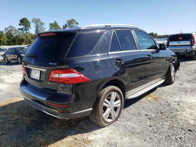 4JGDA5HB1CA033312 - 2012 MERCEDES-BENZ ML 350 4MATIC BLACK photo 3
